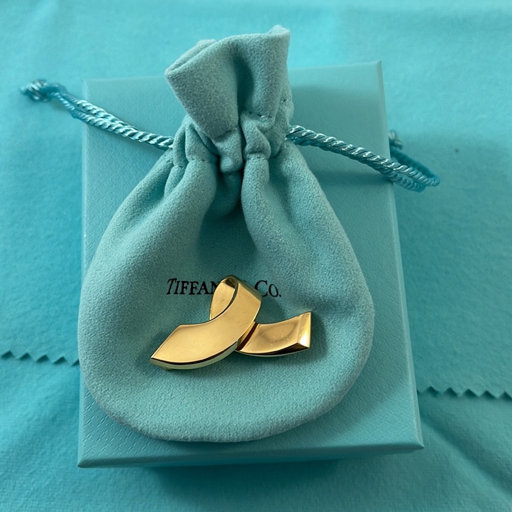 Tiffany & Co. Ribbon pin brooch
